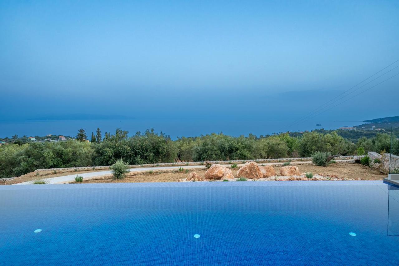 Villa Shades Of Blue Trapezaki  Exterior foto